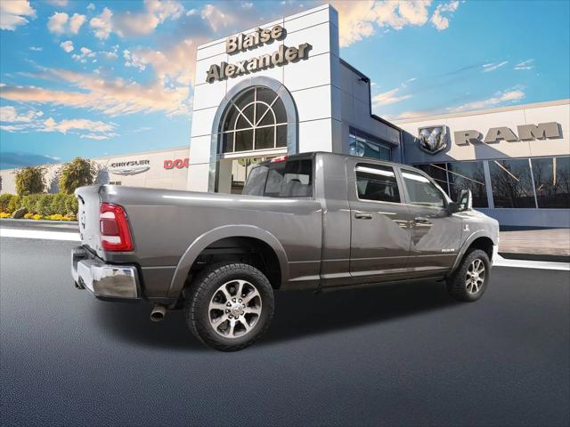 2024 RAM 3500 Limited Longhorn Mega Cab 4x4 64 Box 2024 RAM 3500 Limited Longhorn Mega Cab 4x4 64 Box