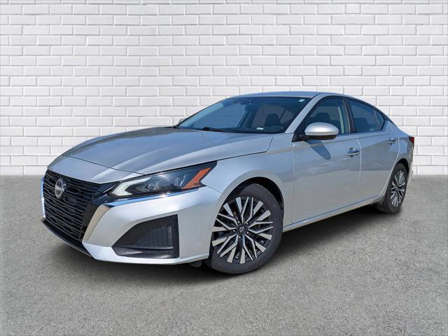 2023 Nissan Altima SV FWD