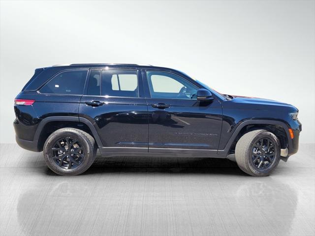 2024 Jeep Grand Cherokee Altitude 4x4 2024 Jeep Grand Cherokee Altitude 4x4