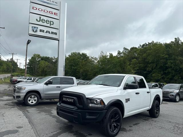 2024 RAM 1500 Classic Warlock Crew Cab 4x4 57 Box 2024 RAM 1500 Classic Warlock Crew Cab 4x4 57 Box