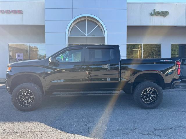 2021 Chevrolet Silverado 1500 4WD Crew Cab Short Bed Custom