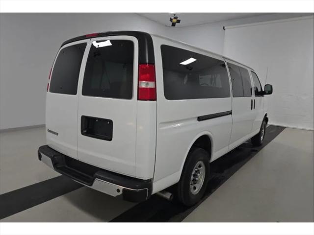 2024 Chevrolet Express Passenger RWD 3500 Extended Wheelbase LT
