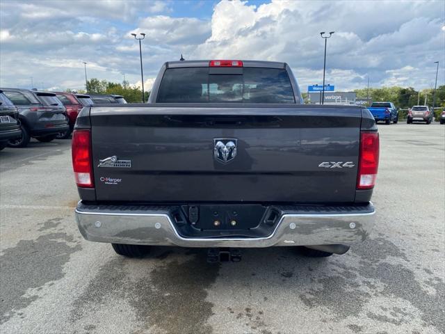 2018 RAM 1500 Big Horn Crew Cab 4x4 57 Box