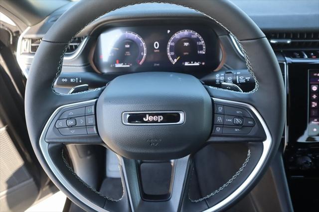 2025 Jeep Grand Cherokee GRAND CHEROKEE L ALTITUDE X 4X4