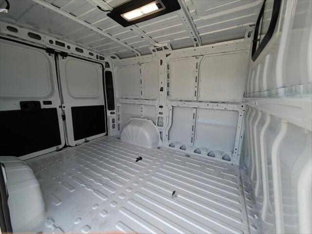 2026 Ram ProMaster Cargo Van Tradesman Low Roof 118" WB w/Pass Seat