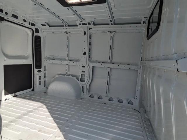 2026 Ram ProMaster Cargo Van Tradesman Low Roof 118 WB w/Pass Seat