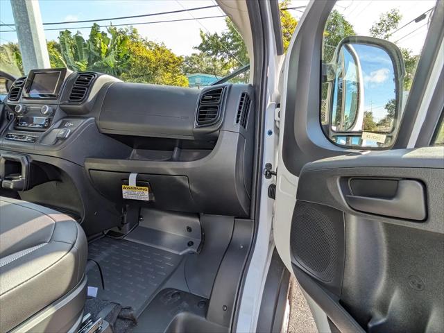 2026 Ram ProMaster Cargo Van Tradesman Low Roof 118 WB w/Pass Seat