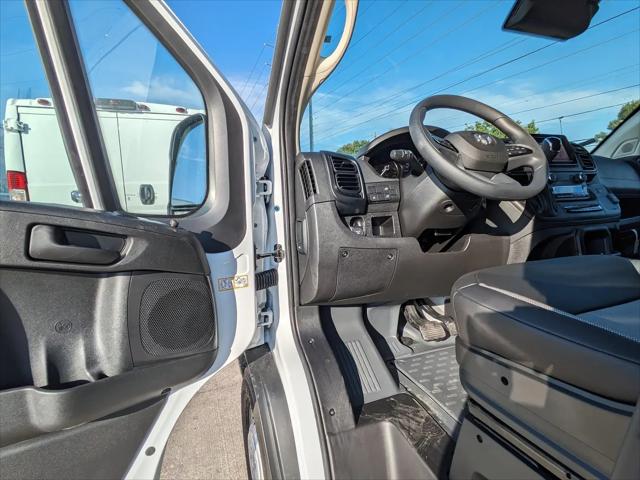 2026 Ram ProMaster Cargo Van Tradesman Low Roof 118" WB w/Pass Seat