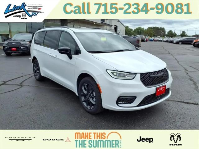 2026 Chrysler Pacifica Limited for sale in Rice Lake, WI