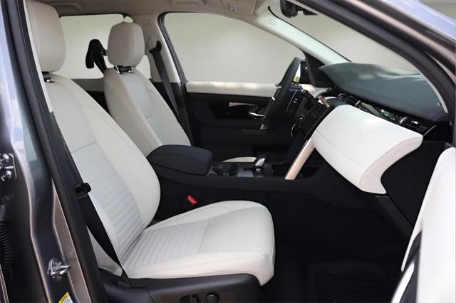 2025 Land Rover Discovery Sport S