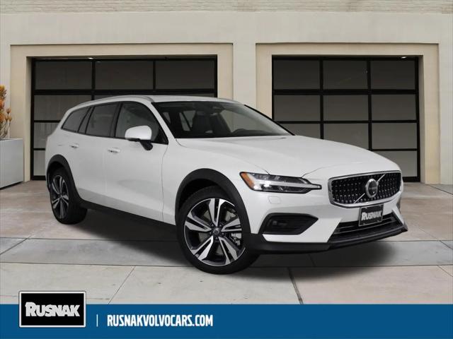 2026 Volvo V60 Cross Country Plus, B5 AWD Gas (mild hybrid) for sale in Pasadena, CA