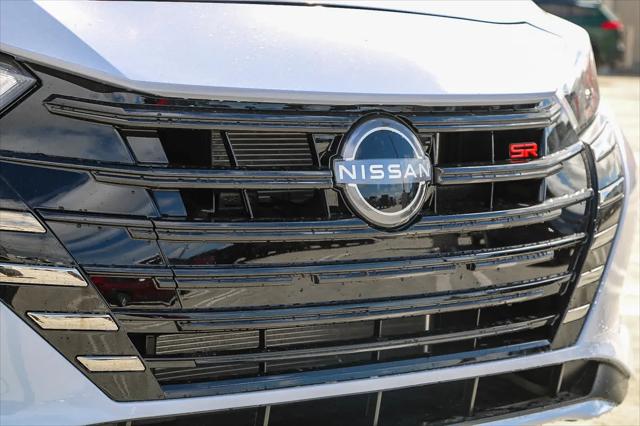 2025 Nissan Versa 1.6 SR