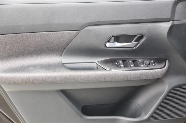 2025 Nissan Kicks SV FWD
