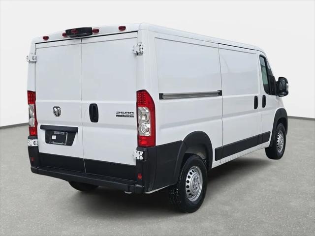 2026 Ram ProMaster Cargo Van SLT