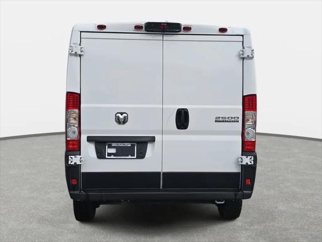 2026 Ram ProMaster Cargo Van SLT