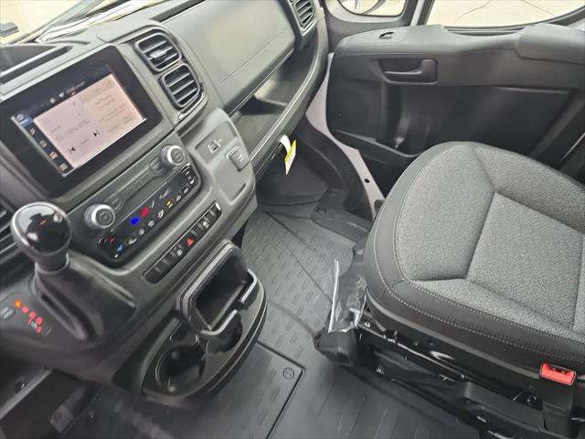 2026 Ram ProMaster Cargo Van SLT