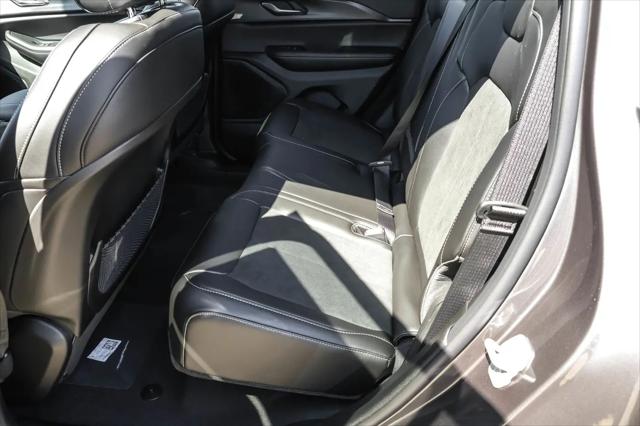 2025 Jeep Grand Cherokee Altitude X 4x4