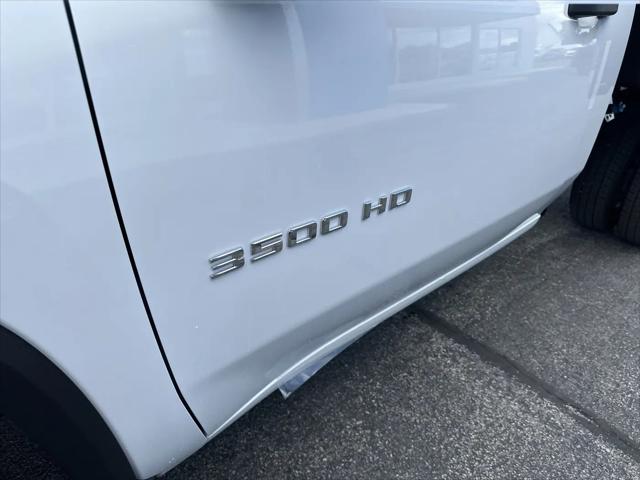 2025 Chevrolet Silverado 3500HD Work Truck