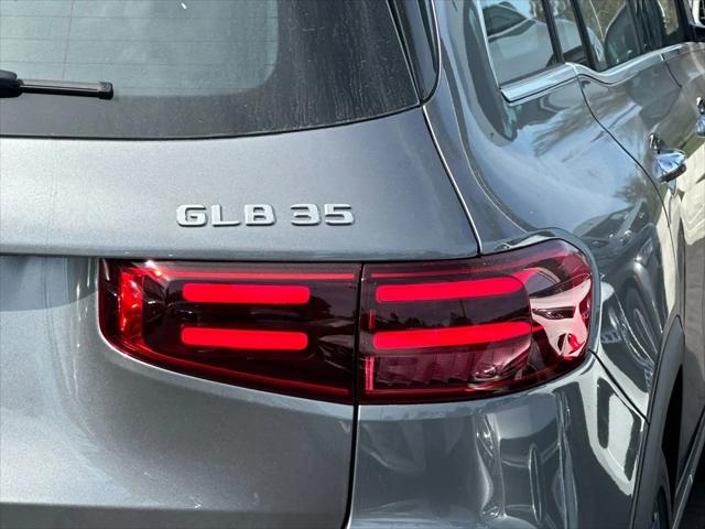 2026 Mercedes-Benz GLB 4MATIC
