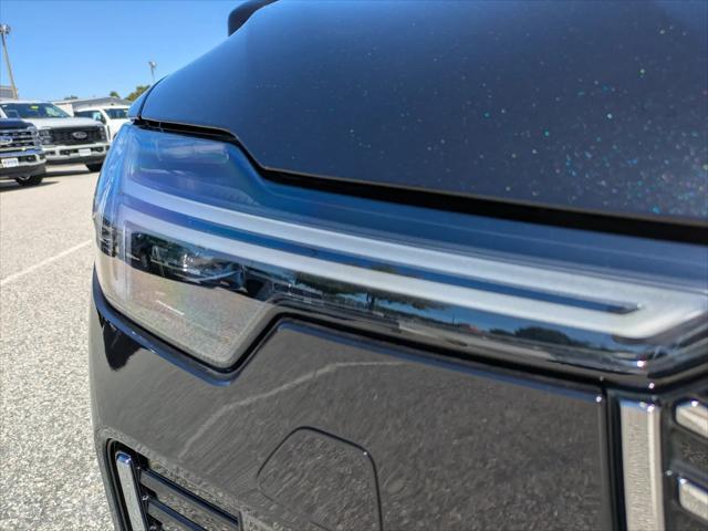 2026 Volvo XC90 Plus, B6 AWD Gas mild hybrid, Gasoline, Bright, 7 Seats
