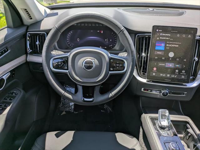 2026 Volvo XC90 Plus, B6 AWD Gas mild hybrid, Gasoline, Bright, 7 Seats