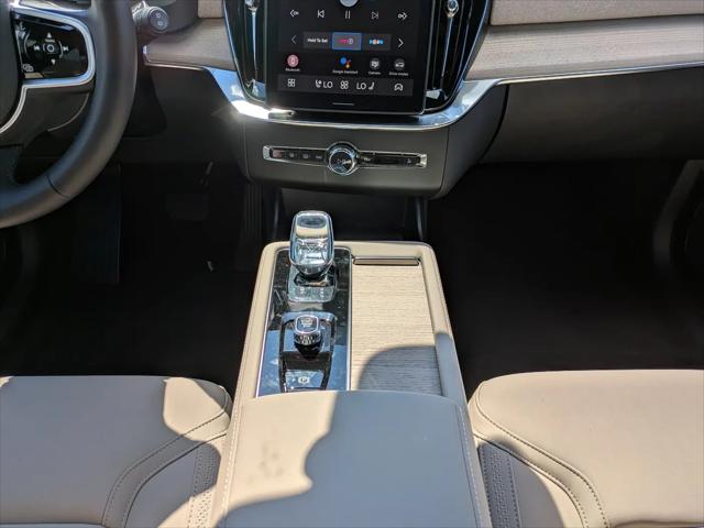 2026 Volvo XC90 Core, B6 AWD Gas (mild hybrid), Gasoline, Bright, 7 Seats