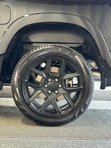 2026 Ram 1500 Laramie Crew Cab 4x4 5'7" Box