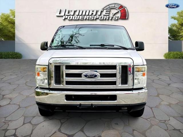 2011 Ford E-350 Super Duty XL