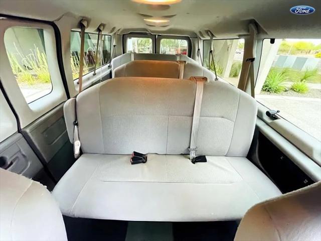 2011 Ford E-350 Super Duty XL