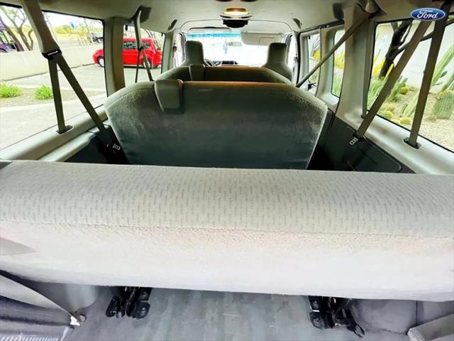 2011 Ford E-350 Super Duty XL