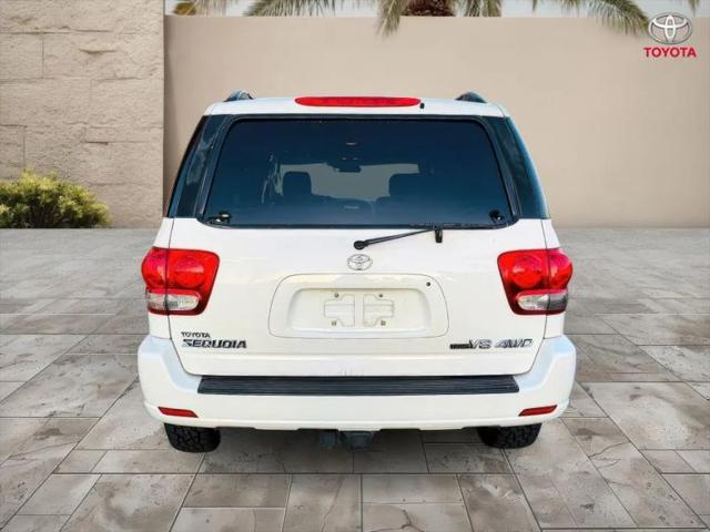 2005 Toyota Sequoia SR5 V8