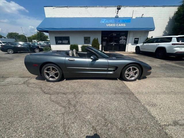 2003 Chevrolet Corvette Base