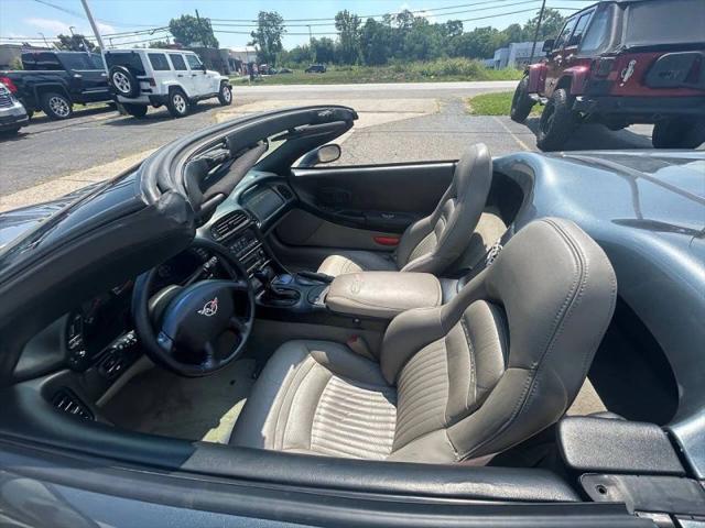 2003 Chevrolet Corvette Base
