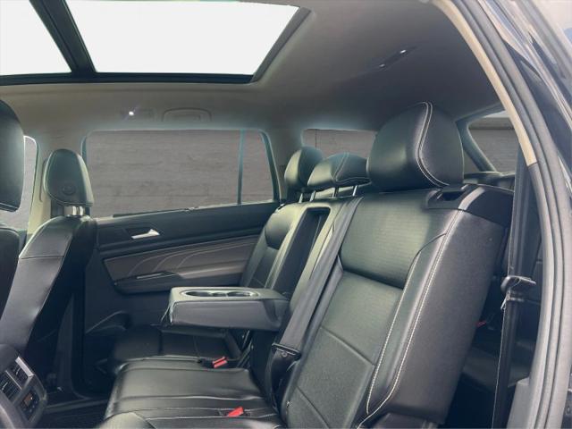 2022 Volkswagen Atlas 3.6L V6 SE w/Technology