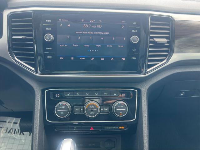 2022 Volkswagen Atlas 3.6L V6 SE w/Technology