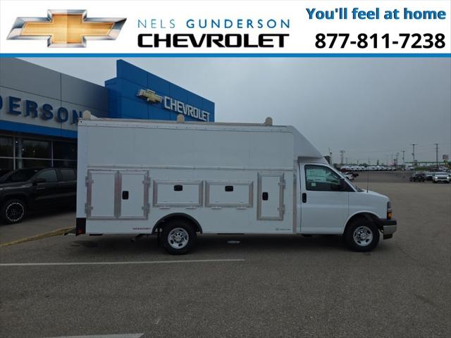 2025 Chevrolet Express Cutaway Work Van