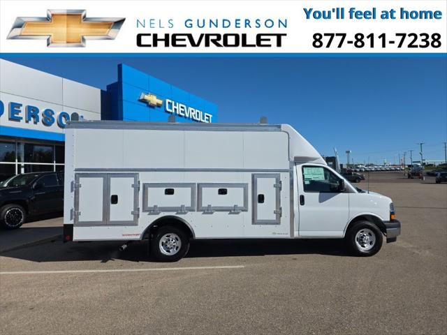 2025 Chevrolet Express Cutaway Work Van