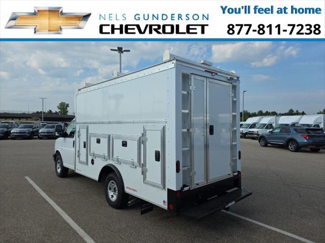 2025 Chevrolet Express Cutaway Work Van