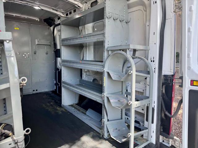 2018 Ford Transit Medium Roof w/Sliding Side Door w/RWB