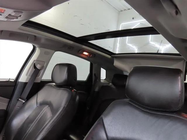 2011 Cadillac SRX Luxury Collection