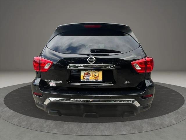 2019 Nissan Pathfinder SL