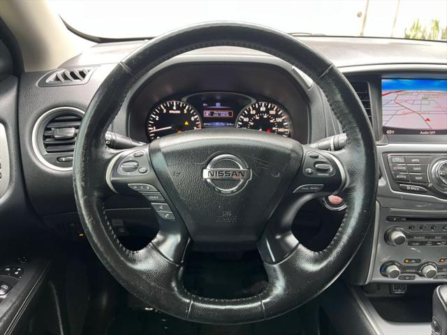 2019 Nissan Pathfinder SL