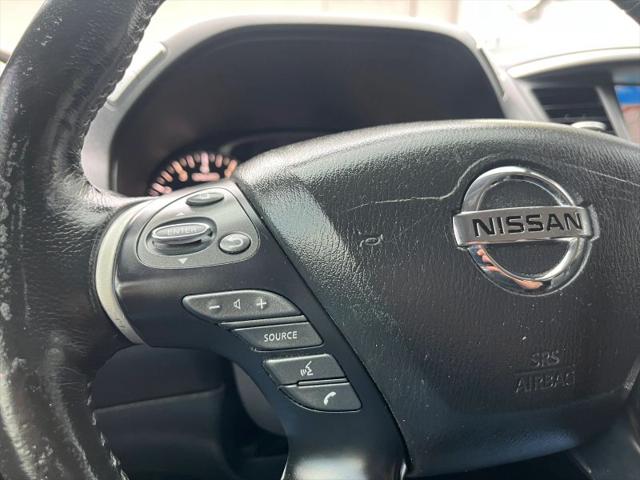 2019 Nissan Pathfinder SL