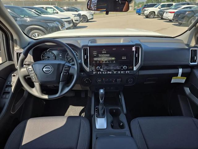 2025 Nissan Frontier Crew Cab SV 4x4