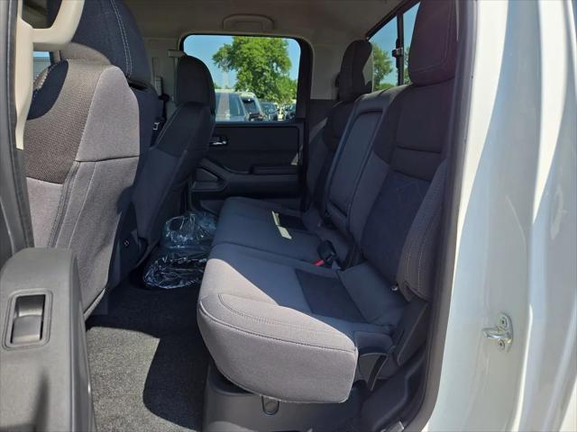 2025 Nissan Frontier Crew Cab SV 4x4
