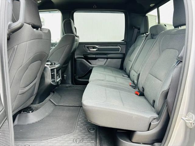 2022 Ram 1500 Big Horn Crew Cab 4x4 5'7" Box