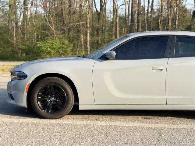 2020 Dodge Charger SXT RWD
