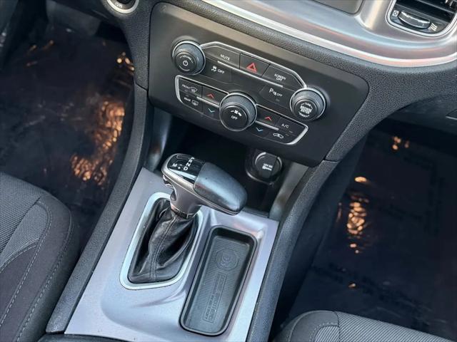 2020 Dodge Charger SXT RWD