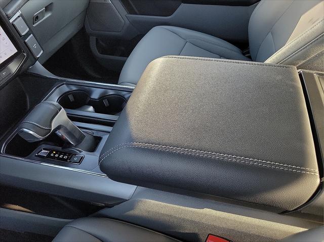 2025 Ford F-150 Flash