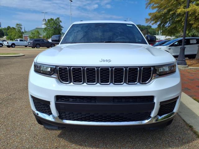 2025 Jeep Grand Cherokee GRAND CHEROKEE L LAREDO X 4X2
